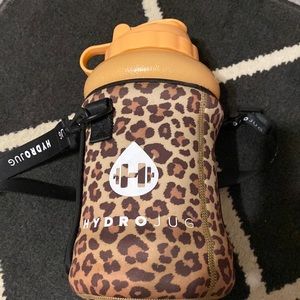 HydroJug New with cheetah sleeve!